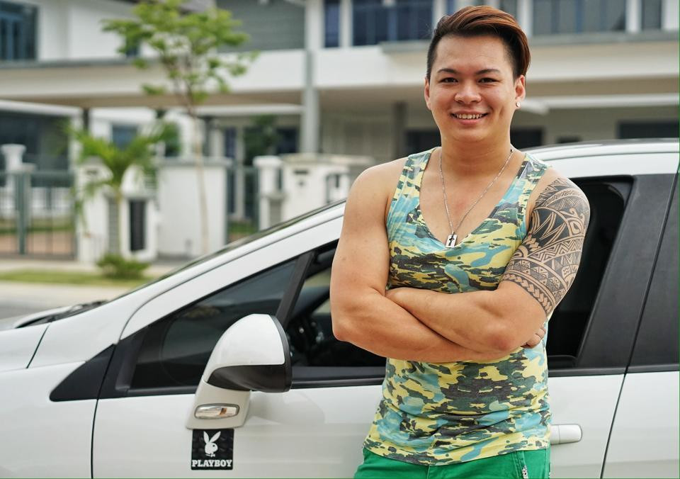 Tan decided to extend help to the cash strapped couple as it reminded him of his own hardship. u00e2u20acu201d Picture from Facebook/Nicky Tan