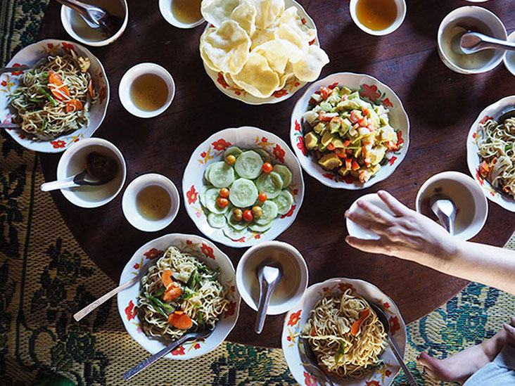 A table of shared plates in a village in Kalaw, Myanmar.