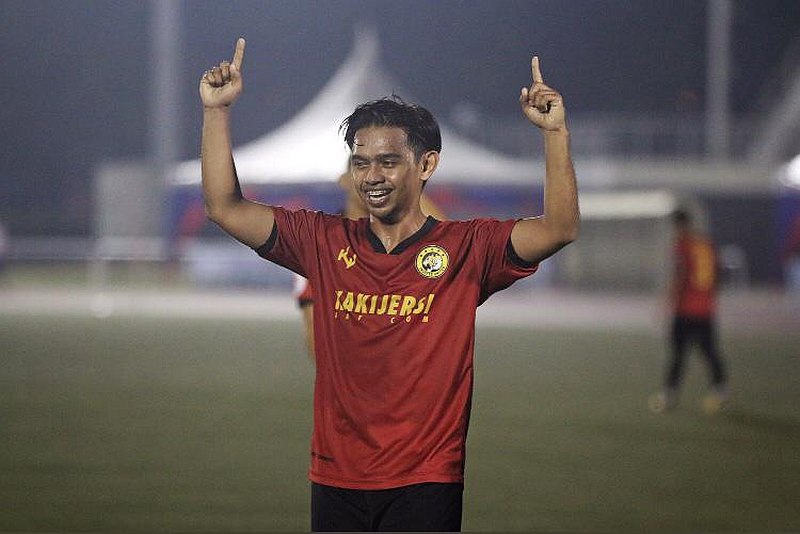 Amirul back in his footballing days for DBKL. — Screengrab via Twitter/@syafieqisa