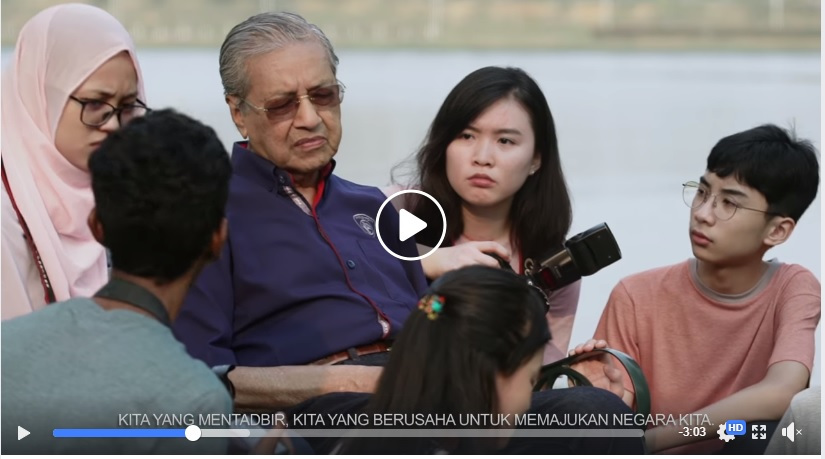 Prime Minister Tun Dr Mahathir Mohamad recounted the time when he was 37, relating the celebrations that took place back then as the nation celebrated its independence from the British. u00e2u20acu201d Screengrab from Facebook/Dr Mahathir bin Mohamad