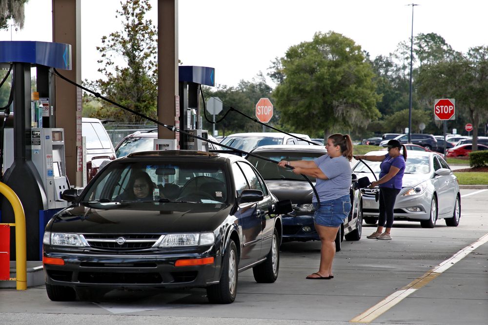 Local residents fill their cars with gas after waiting in line ahead of the arrival of Hurricane Dorian in Kissimmee, Florida, US, August 29, 2019. u00e2u20acu201d Reuters pic