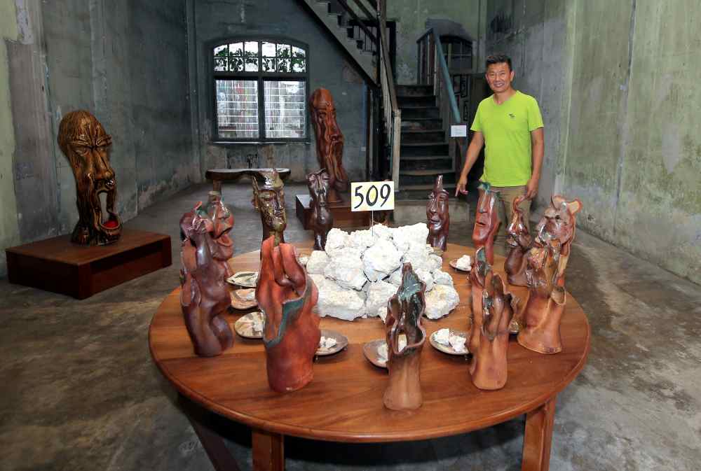 A piece of art inspired by the 14th general election which saw a new government voted in. u00e2u20acu2022 Picture by Farhan Najib