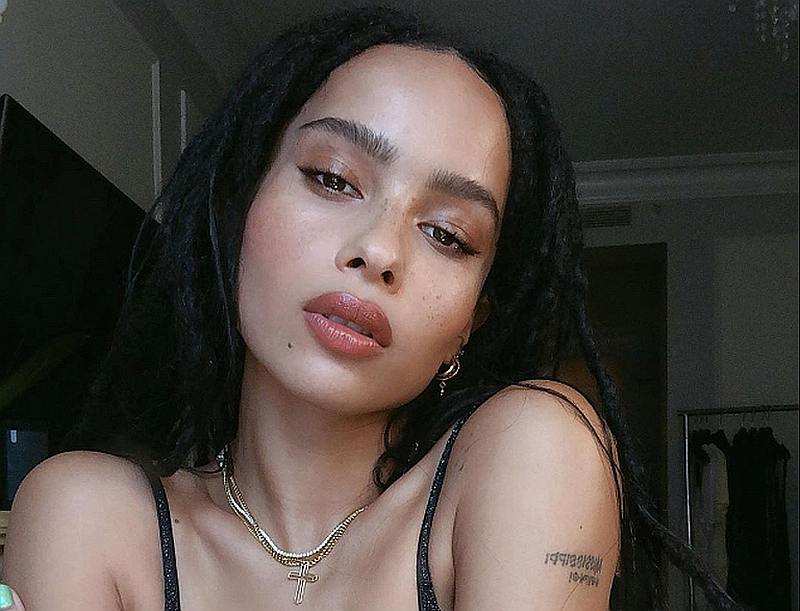 Zoe Kravitz teases her lipstick collection with YSL. u00e2u20acu201d Instagram:@zoeisabellakravitz via AFP