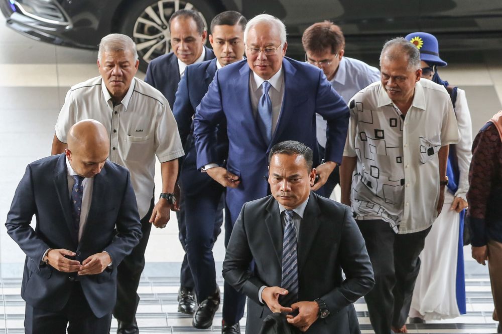 Datuk Seri Najib Razak arrives at the Kuala Lumpur High Court in Kuala Lumpur August 28, 2019. u00e2u20acu201d Picture by Yusof Mat Isa