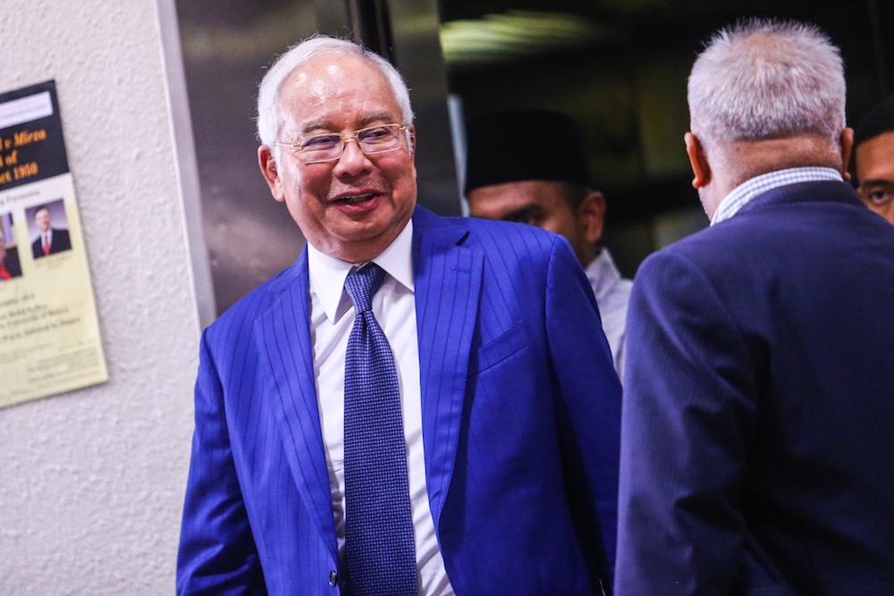 Datuk Seri Najib Razak at the Kuala Lumpur Courts Complex August 27, 2019. — Picture by Hari Anggara