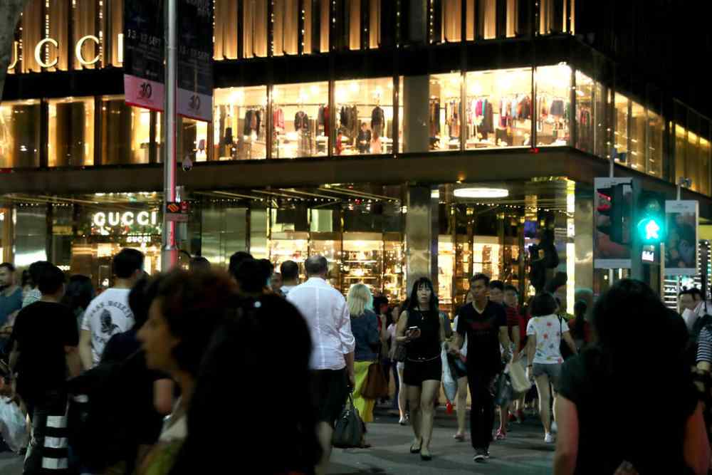 The Department of Statistics survey released yesterday found that people in all income groups are earning more today in inflation-adjusted real terms than they did five years ago. u00e2u20acu2022 TODAY file pic