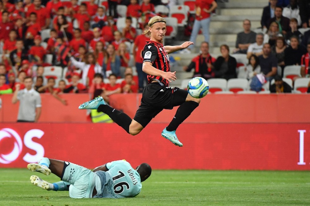 Niceu00e2u20acu2122s forward Kasper Dolberg controls the ball before his goal during the Ligue 1 match with Dijon at Allianz Riviera stadium in Nice September 21, 2019. u00e2u20acu201d AFP pic