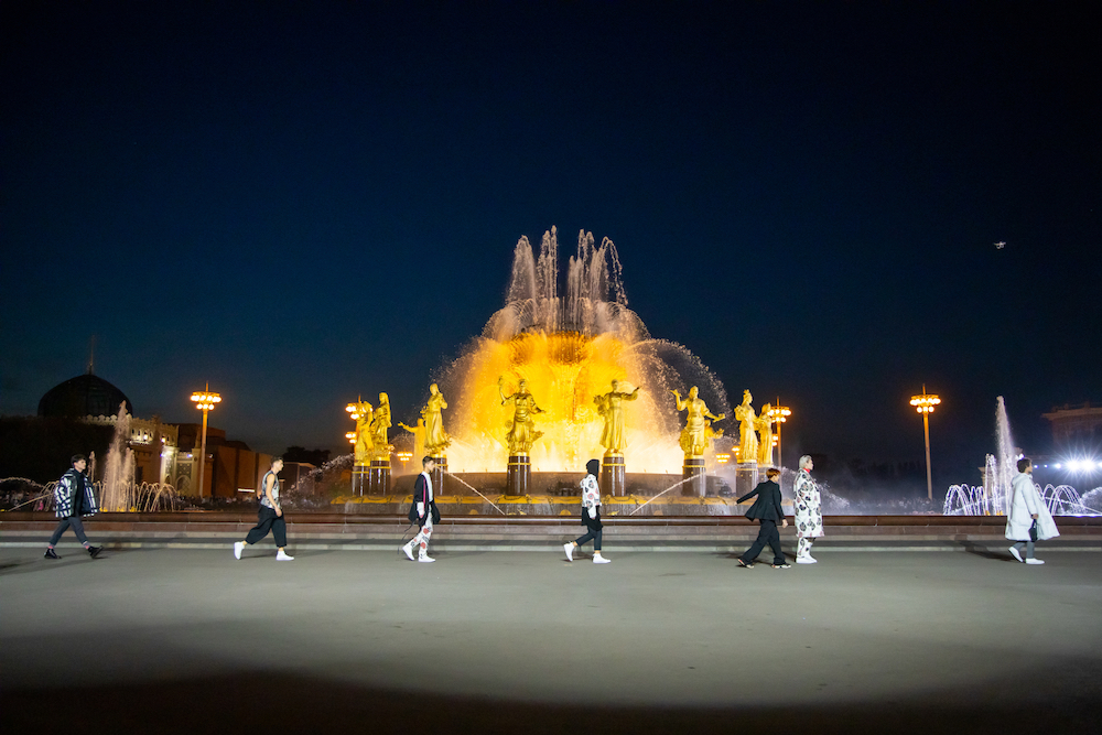 Moscow, which is known for the Kremlin and its colourful monument, organised the very first edition of its u00e2u20acu02dcFashion Paradeu00e2u20acu2122 on September 9. u00e2u20acu201d Picture by Victor Boyko  via AFP-Relaxnews