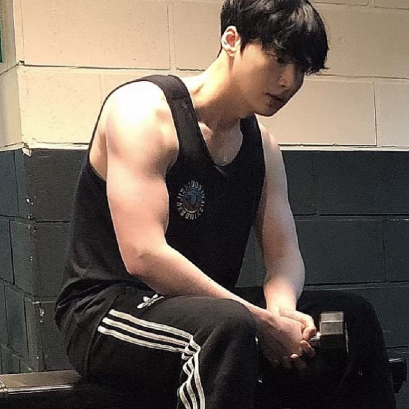 Ahn Jae-hyun will be splitting with wife Goo Hye-sun as he had submitted his divorce papers on Thursday. — Picture via Instagram/ ahnjaehyun00