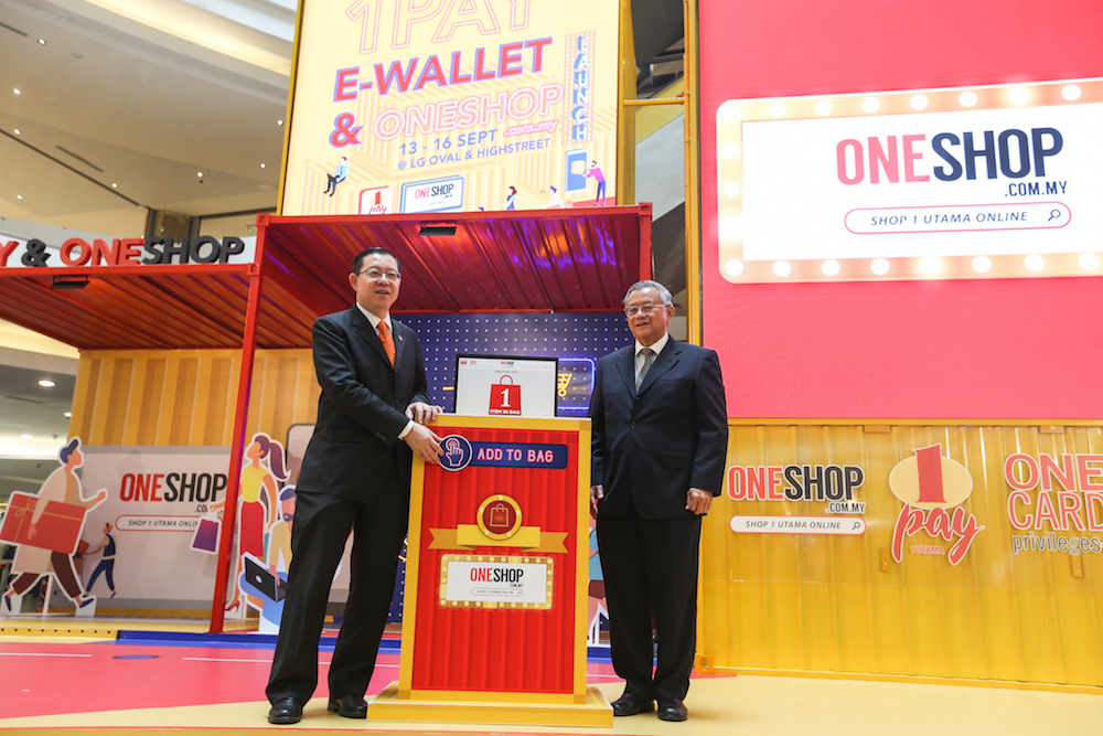 Finance Minister Lim Guan Eng and 1Utama director Datuk Teo Chiang Kok launch 1 Utamau00e2u20acu2122s mobile app and online platform in Petaling Jaya September 13, 2019. u00e2u20acu201d Picture by Firdaus Latif