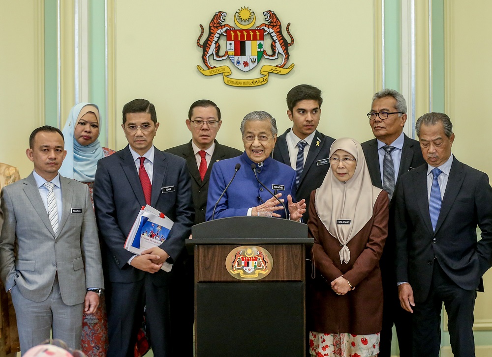 Prime Minister Tun Dr Mahathir Mohamad and Cabinet minsters hold a press conference in Putrajaya September 14, 2019. u00e2u20acu201d Picture by Firdaus Latif