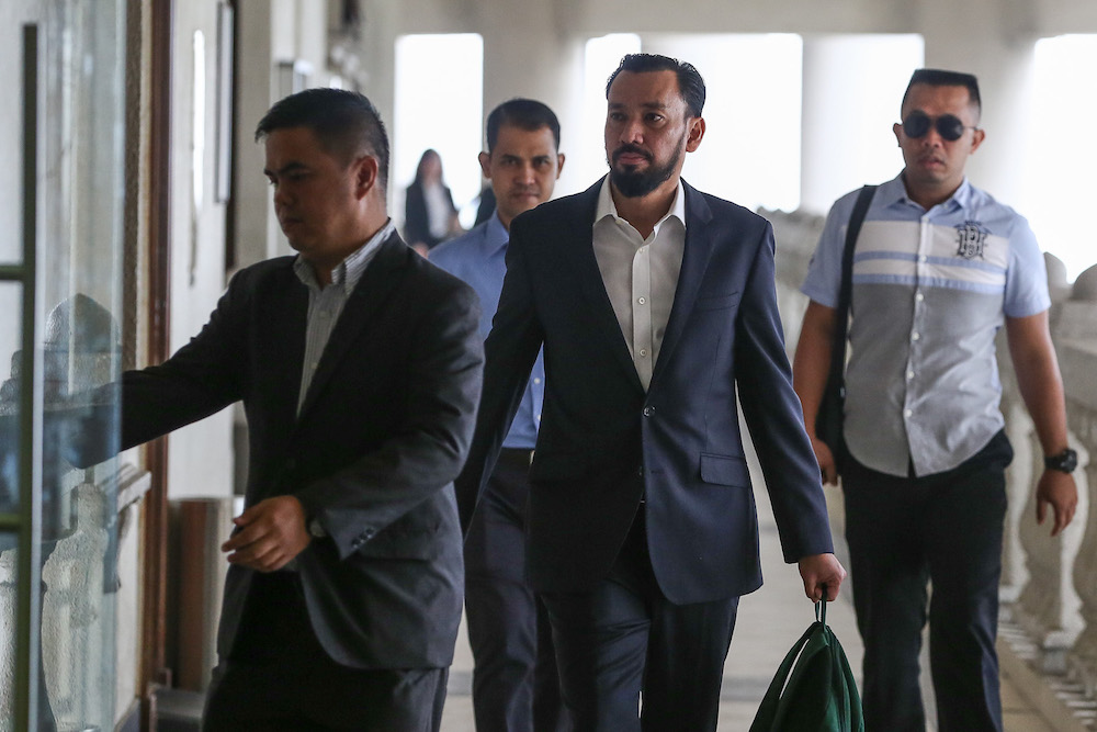 Datuk Amhari Efendi Nazaruddin arrives at the Kuala Lumpur Courts Complex September 18, 2019. u00e2u20acu201d Picture by Yusof Mat Isa