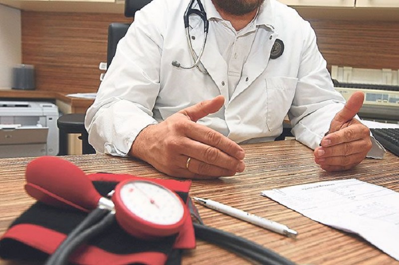 MMA says its main priority is to aid individual doctors who face financial losses. u00e2u20acu2022 Malay Mail pic