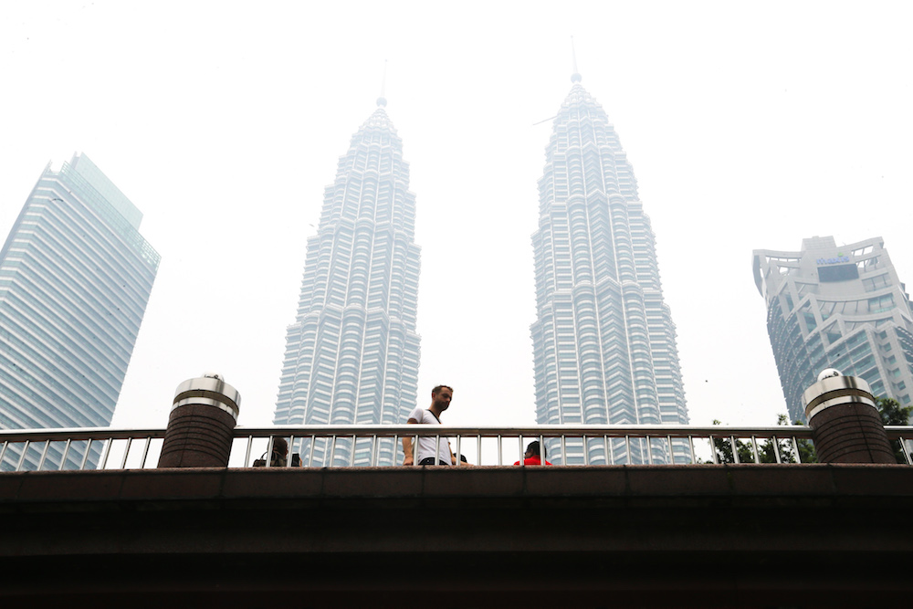 General view of a hazy Kuala Lumpur September 19, 2019. u00e2u20acu201d Picture by Firdaus Latif