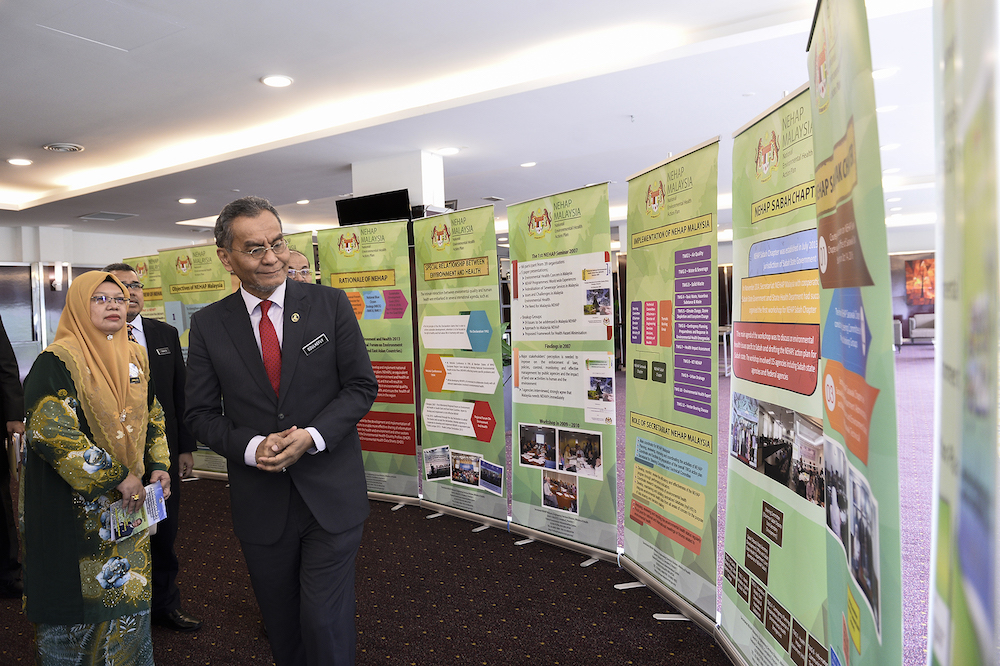Health Minister Datuk Seri Dzulkefly Ahmad visits a booth during the launch of the National Environmental Health Action Plan 2019 in Putrajaya September 24, 2019. u00e2u20acu201d Picture by Miera Zulyana