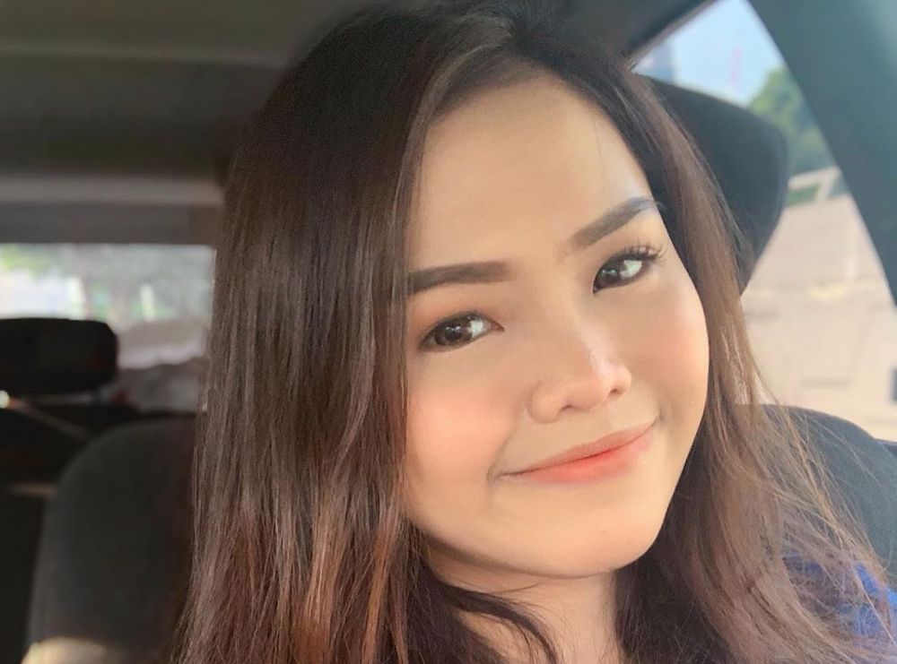 Bellau00e2u20acu2122s recent singing session on Instagram Live was joined by her ex-husband. u00e2u20acu201d  Instagram/Bella Astillah