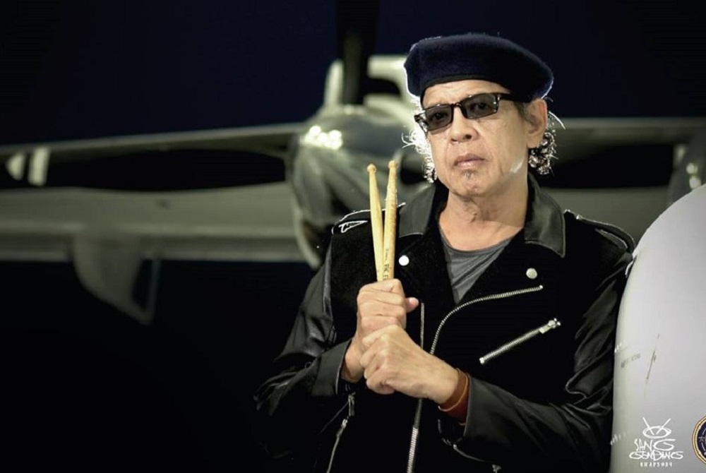 Search drummer Yazit Ahmad passed away at 11.53am at Hospital Kuala Lumpur. u00e2u20acu201d Picture via Facebook/yazitsanggendang