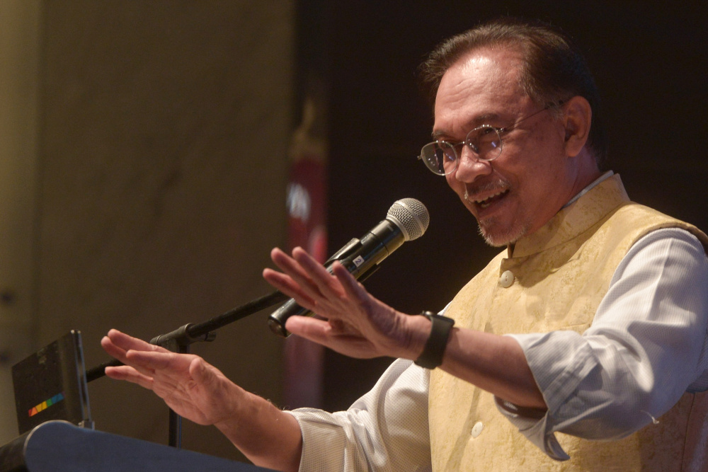 Port Dickson Member of Parliament Datuk Seri Anwar Ibrahim delivers his speech at the 90th Anniversary and Premier Business Award 2019 at Nexus Connexion, Bangsar South, September 7, 2019. u00e2u20acu201d Picture by Shafwan Zaidon