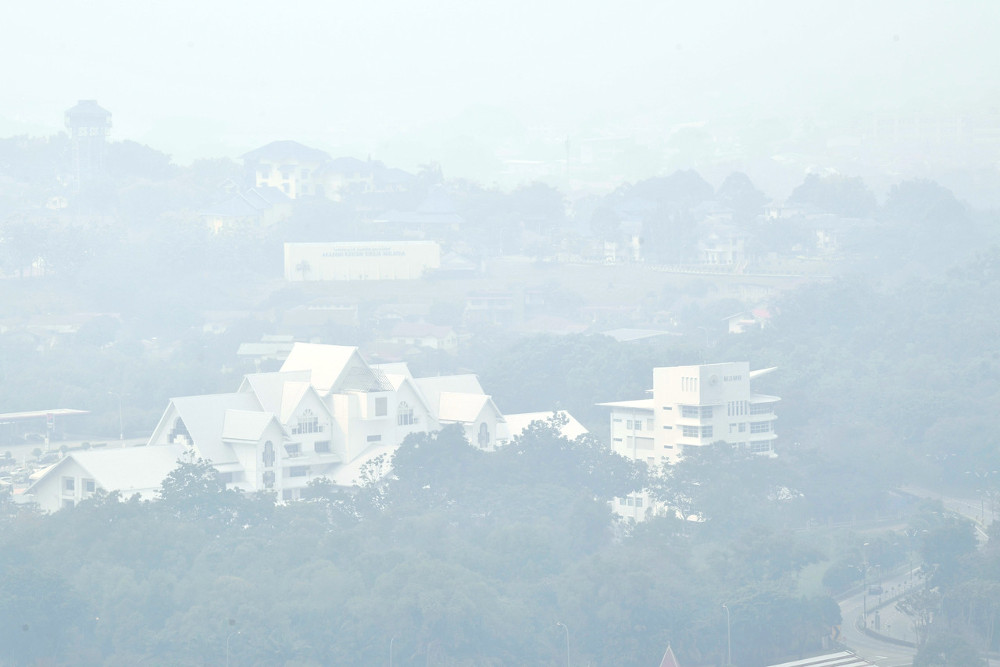 A view of Melaka City shrouded in haze September 15, 2019. u00e2u20acu201d Bernama pic