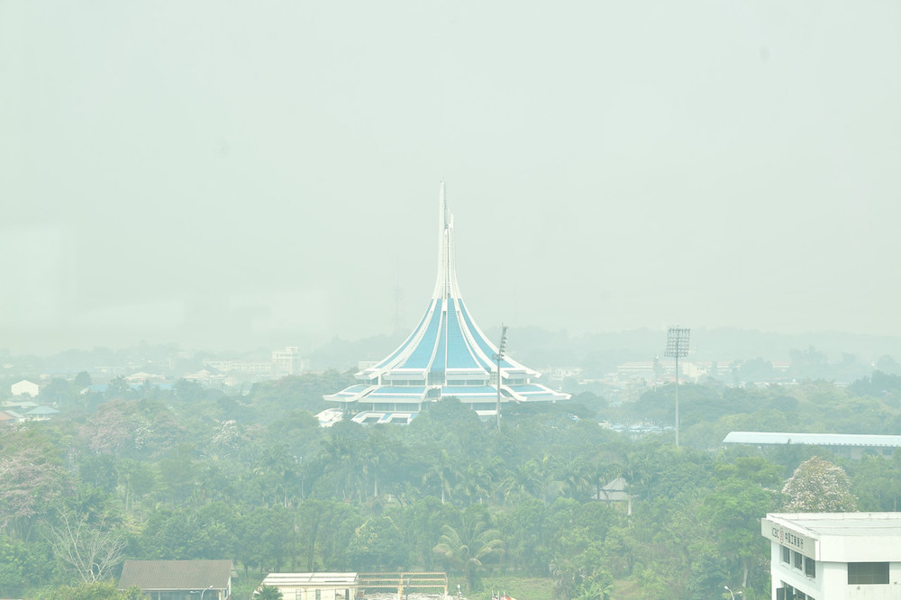 General view of Kuching September 17, 2019, after the Air Pollutant Index (API) reading hit 212 at 6pm. u00e2u20acu201d Bernama pic