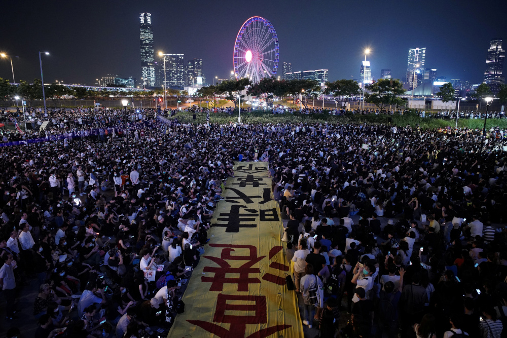Anti-government protesters attend a rally at Edinburgh Place to show solidarity for arrested political activists being held at San Uk Ling detention centre in Hong Kong, September 27, 2019. u00e2u20acu201d Reuters pic 