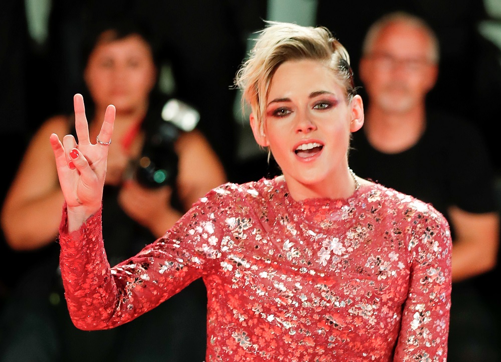 Actor Kristen Stewart poses before the screening of u00e2u20acu02dcSebergu00e2u20acu2122 in competition at the 76th Venice Film Festival in Venice, Italy, August 30, 2019. u00e2u20acu201d Reuters pic