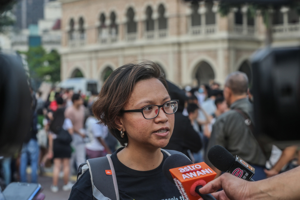 Kamy co-founder Ili Nadiah Dzulfakar speaks during press conference in Kuala Lumpur September 21, 2019. — Picture by Firdaus Latif