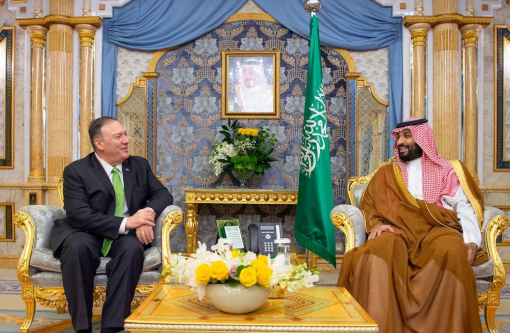 US Secretary of State Mike Pompeo meets with Saudi Arabiau00e2u20acu2122s Crown Prince Mohammed bin Salman in Jeddah, Saudi Arabia, September 18, 2019. u00e2u20acu201d Bandar Algaloud/Saudi Royal Court handout pic via Reuters 