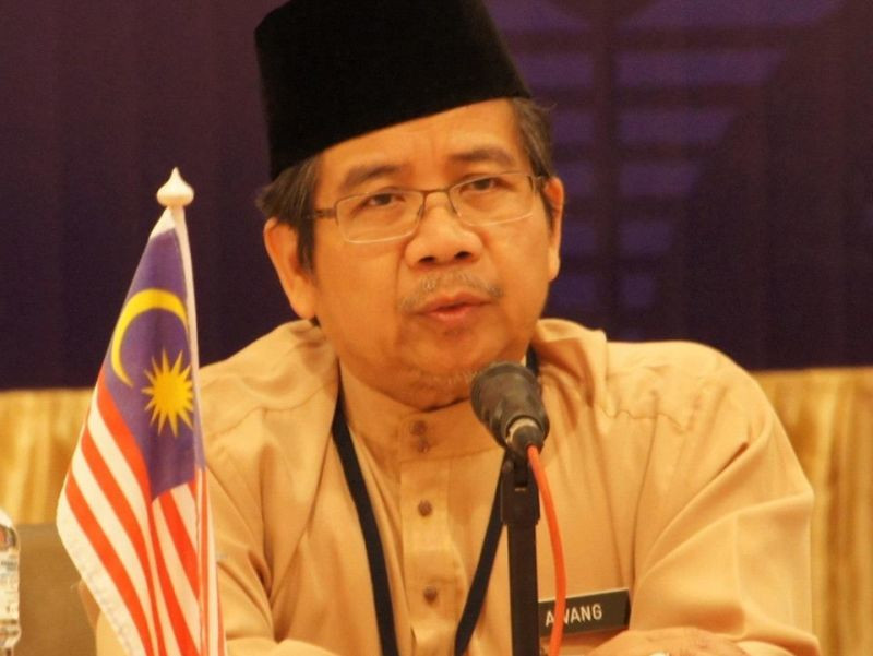 Datuk Awang Sariyan mengecam individu yang menganggap bahasa Melayu sekadar bahasa percakapan. u00e2u20acu201d Foto ihsan Facebook/Awang Sariyan Kembara Bahasa