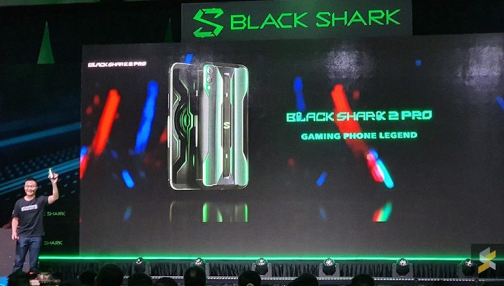 The Black Shark 2 Pro comes with a more powerful Snapdragon 855+ processor. u00e2u20acu201d SoyaCincau pic