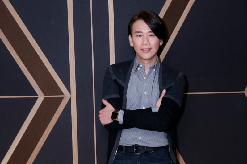 Taiwanese singers David Tao (pic) and Shin will be performing for free after a scheduled concert was cancelled last week. u00e2u20acu201d Picture via Facebook