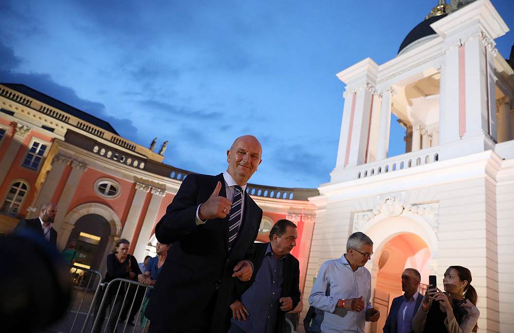 Dietmar Woidke, Social Democratic Party (SPD) state premier and top candidate for the Brandenburg state election gives a thumbs up as he leaves a TV debate in Potsdam, Germany September 1, 2019. u00e2u20acu201d Reuters pic