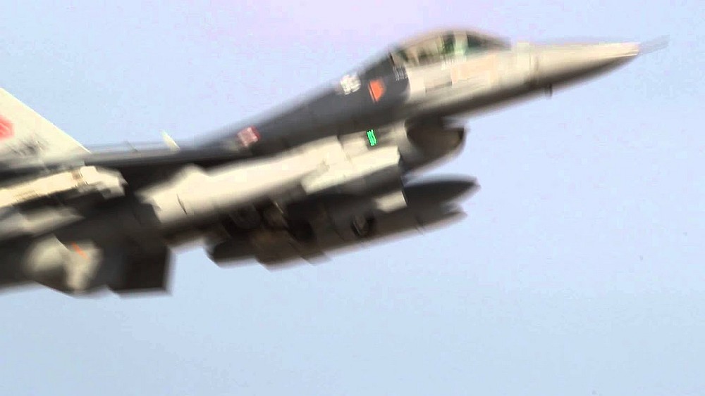 A Turkish F-16 jet taking off from Konya, Turkey. u00e2u20acu201d YouTube image