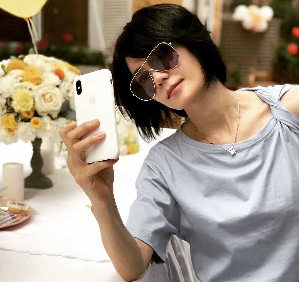 Is Faye Wong getting hitched? u00e2u20acu201d Picture via Instagram/faye_fa_ye