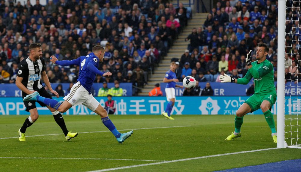 nLeicester City's Jamie Vardy scores their fourth goal against Newcastle United. u00e2u20acu201d Reuters picn
