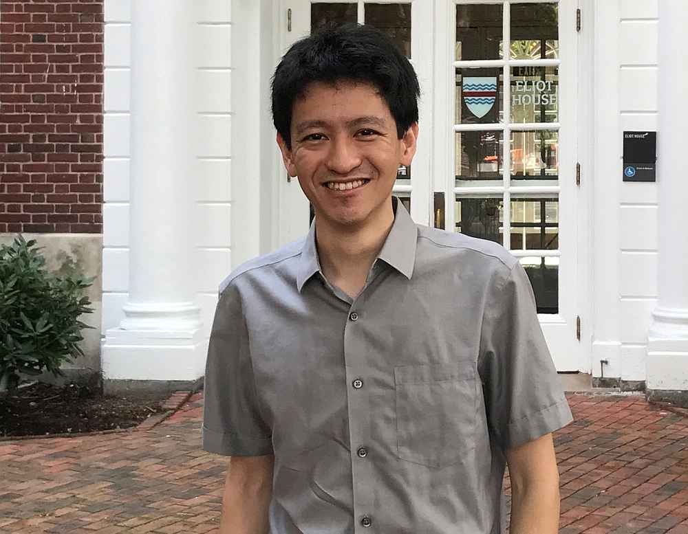 Li Shengwu, nephew of Singapore's prime minister, is seen in Cambridge, Massachusetts August 12, 2017. u00e2u20acu201d Reuters pic