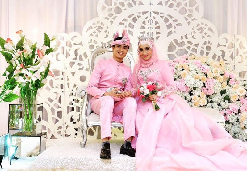 Actress Lufya Omar and husband Dr Che Mohamad Hafiz Che Baharum during their wedding ceremony in 2016. u00e2u20acu201d Picture via Facebook