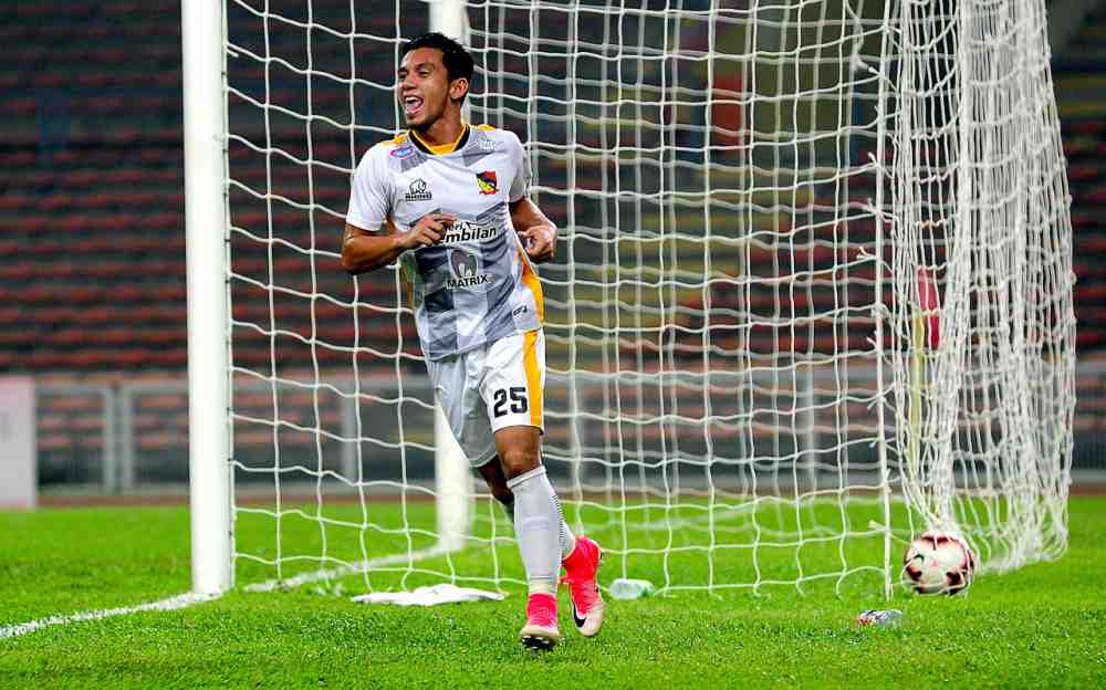 Negri Sembilanu00e2u20acu2122s Muhammad Ferris Danial Mat Nasir celebrates after scoring a goal against PKNS FC, September 13, 2019. u00e2u20acu2022 Bernama pic