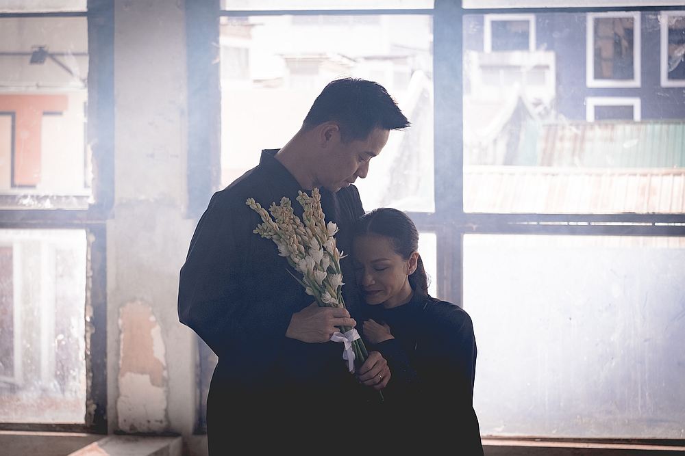 The music video for u00e2u20acu02dcTake Love Backu00e2u20acu2122 is a homage to Yasmin Ahmadu00e2u20acu2122s u00e2u20acu02dcSepetu00e2u20acu2122, where Sharifah and Ng portrayed one of Malaysiau00e2u20acu2122s most iconic interracial couples on the silver screen. u00e2u20acu201d Picture by Sufian Abas