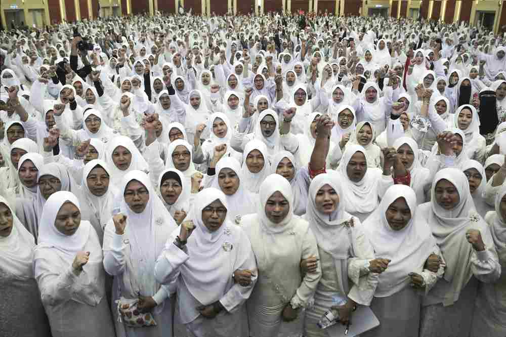 PAS-Umno supporters attend Himpunan Penyatuan Ummah (Muslim Unity Rally) at Putra World Trade Centre in Kuala Lumpur September 13, 2019. u00e2u20acu201d Picture by Miera Zulyana