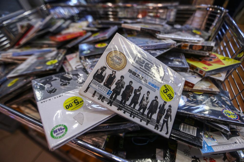 Heavily discounted CDs are pictured at Speedy Video Mid Valley Megamall September 10, 2019. — Picture by Hari Anggara