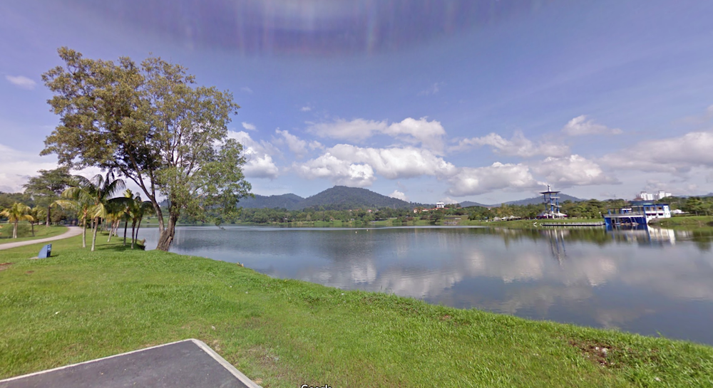 Taman Tasik Metropolitan Kepong is a 222-acre public park popular with the residents of Selayang and Batu Caves. — Screengrab from Google Street View