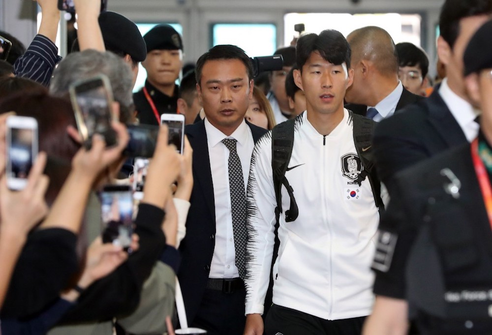 South Koreau00e2u20acu2122s Son Heung-min arrives at Incheon international airport in Incheon on October 13, 2019 to leave for Pyongyang via Beijing. u00e2u20acu201d AFP pic