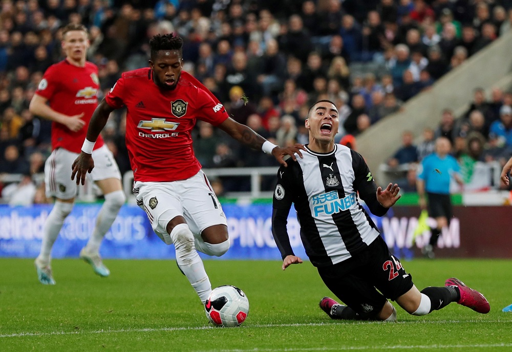 Newcastle Unitedu00e2u20acu2122s Miguel Almiron reacts as Manchester Unitedu00e2u20acu2122s Fred plays on at St Jamesu00e2u20acu2122 Park, Newcastle October 6, 2019. u00e2u20acu201d Action Images via Reuters