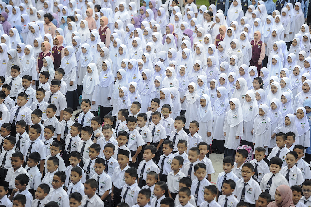 Plans for Year 4 students to learn AI and coding will ensure Malaysianu00e2u20acu2122s are abreast of the moving and ever improving technological advances so we are not left behind. u00e2u20acu201d Picture by Shafwan Zaidon