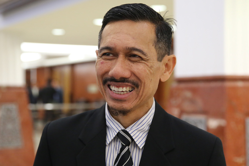Enforcement Agency Integrity Commission (EAIC) chief executive Mohamad Onn Abdul Aziz at the Dewan Rakyat ahead of the IPCMC Bill second reading at Parliament October 7, 2019. — Picture by Yusof Mat Isa