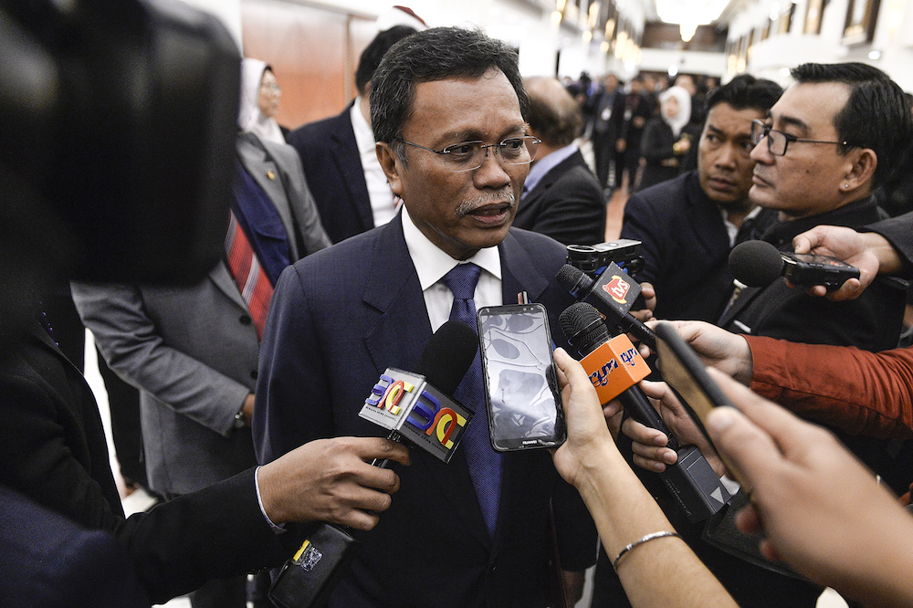 Sabah Chief Minister Datuk Seri Shafie Apdal speaks to reporters in Parliament after the tabling of Budget 2020 on October 11, 2019. u00e2u20acu201d Picture by Miera Zulyana