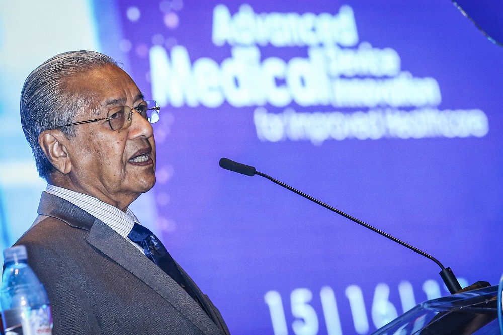 Prime Minister Tun Dr Mahathir Mohamad speaks at the International Medical Device Conference 2019 and Malaysia Medical Device Expo 2019 at the Malaysia International Trade and Exhibition Centre in Kuala Lumpur October 15, 2019. u00e2u20acu201d Picture by Hari Anggara