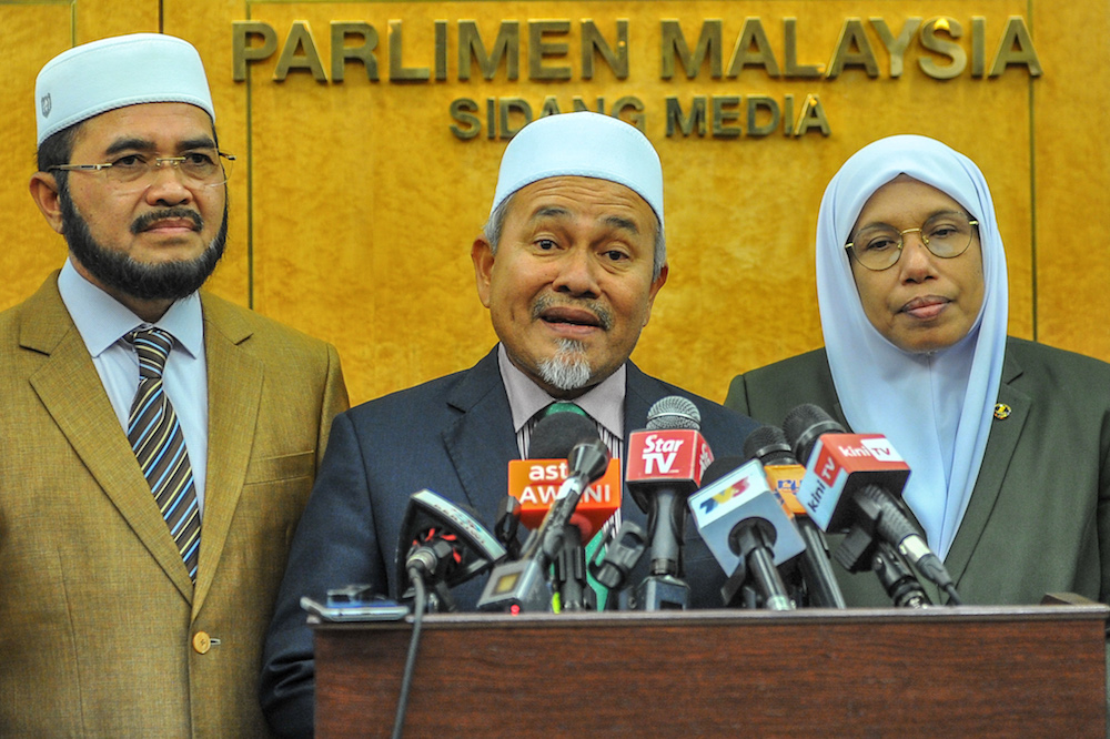 PAS deputy president Datuk Tuan Ibrahim Tuan Man speaks during a press conference in Parliament October 16, 2019. u00e2u20acu201d Picture by Firdaus Latif