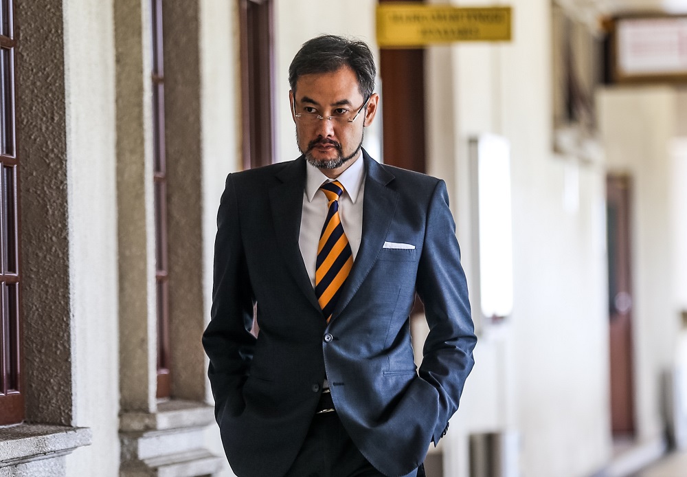 Former 1MDB CEO Datuk Shahrol Azral Ibrahim Halmi is pictured at the Kuala Lumpur High Court October 24, 2019. u00e2u20acu201d Picture by Firdaus Latif 